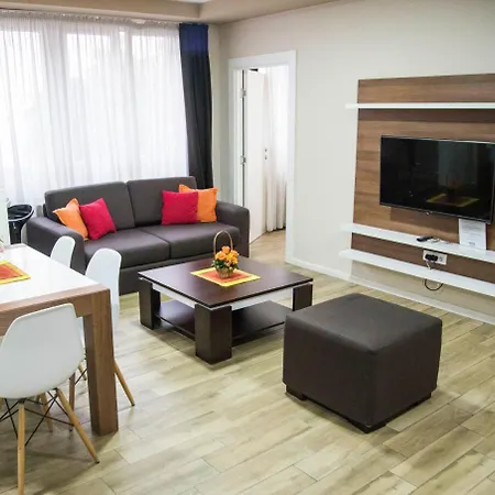 Bridge Apartment *